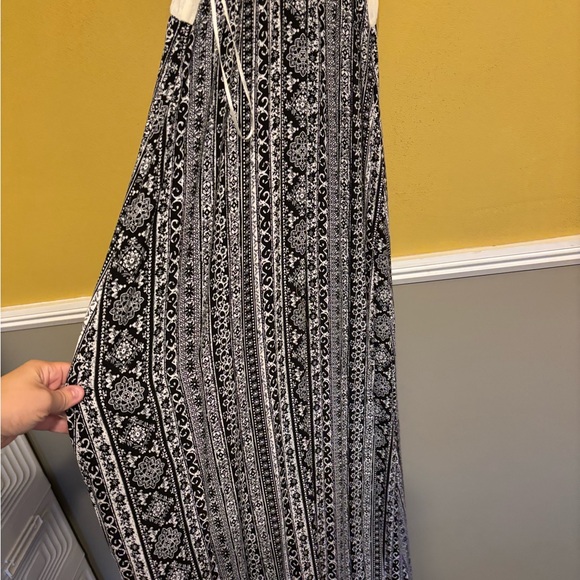 Flying Tomato Embroidered Boho Maxi Dress – Cream & Black – Size Small - Picture 11 of 11